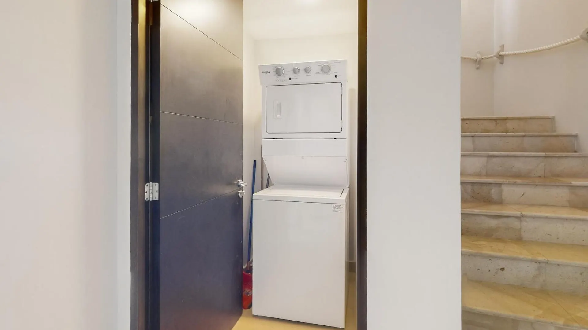 칸쿤 Torre Peninsula 11B 아파트